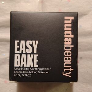 HUDA BEAUTY EASY BAKE LOOSE  BAKING & SETTING POWDER POUND CAKE
